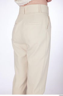 Yeva beige pants casual dressed hips 0006.jpg